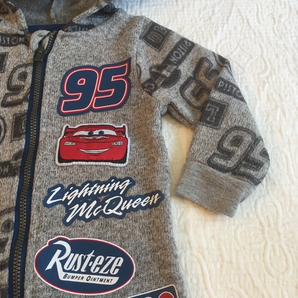 6-12m (3/$20) Lightning McQueen Hoodie/Romper by Disney - Picture 3 of 9